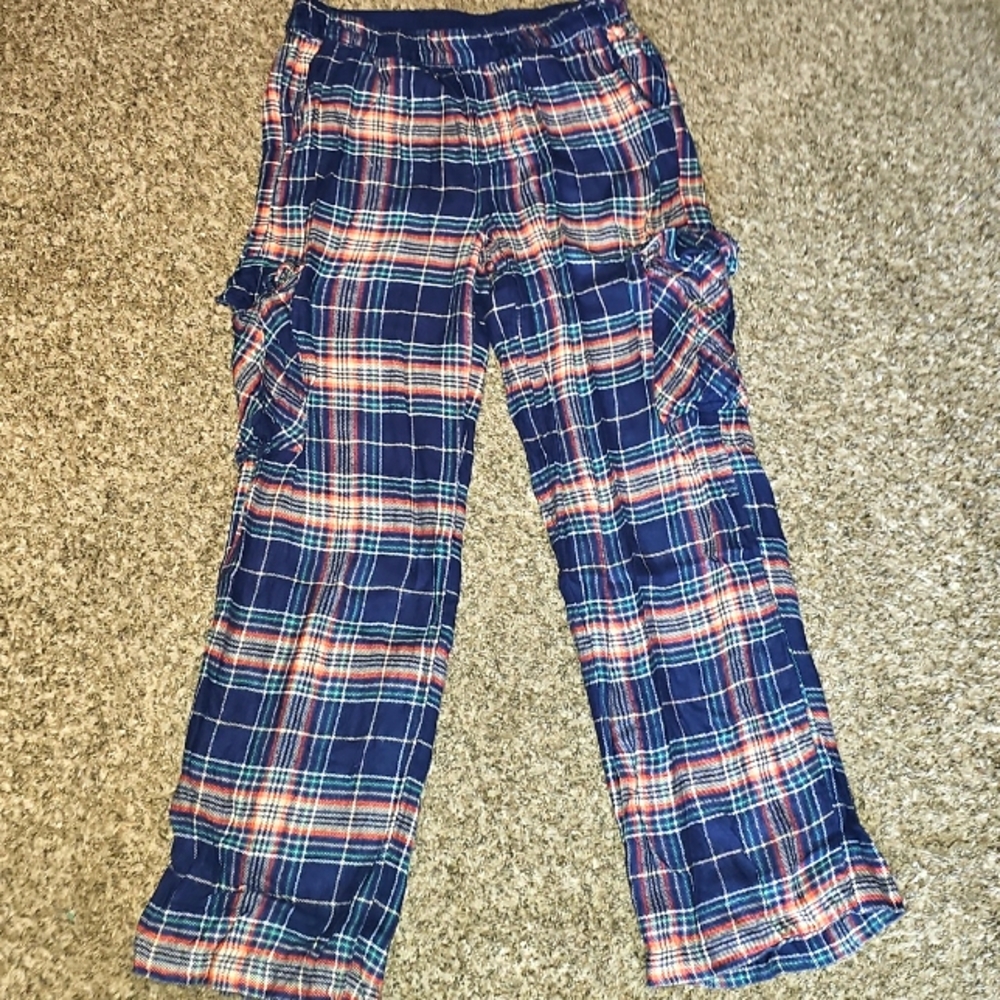 Aerie Womens Sz SMALL light Weight Plaid Sleep Pants. Has Pockets And Very Comfy